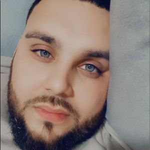 Meet your Posher, Daniel